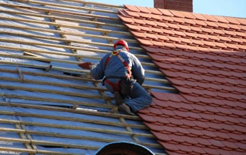 roof tiles Broadplat, Oxfordshire